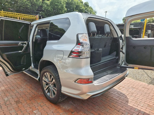 Imagen 23 de 25 de Lexus Gx460 2014 Gasolina.