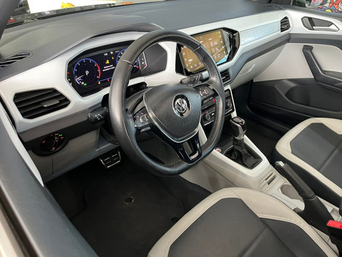 Volkswagen T-Cross 1.4 250 TSI TOTAL FLEX HIGHLINE AUTOMÁTICO
