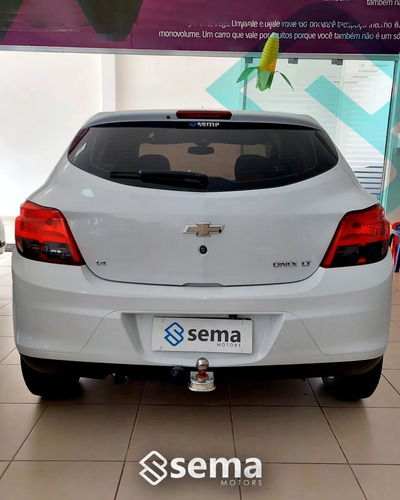 Chevrolet Onix 1.4 MPFI LT 8V FLEX 4P MANUAL