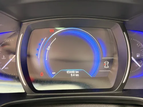 Renault Koleos 2.5 Iconic Cvt