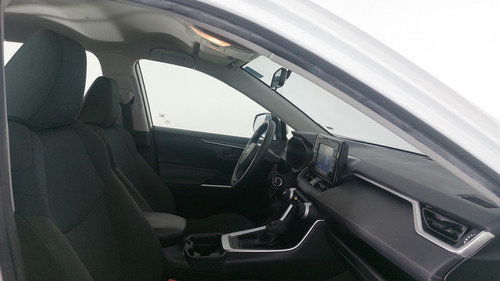 Toyota RAV4 2.5 LE AUTO
