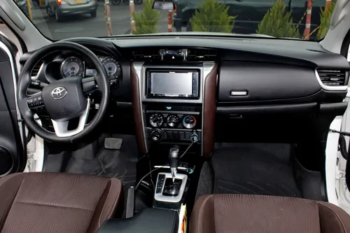 Toyota Fortuner 2.8 At