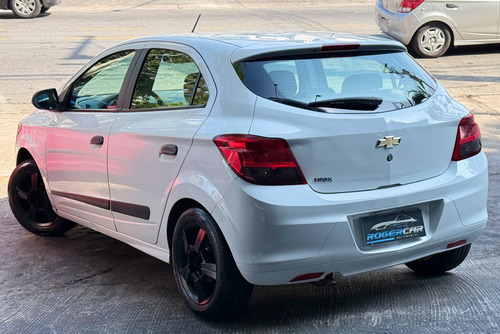Chevrolet Onix 1.0 Joy 5p