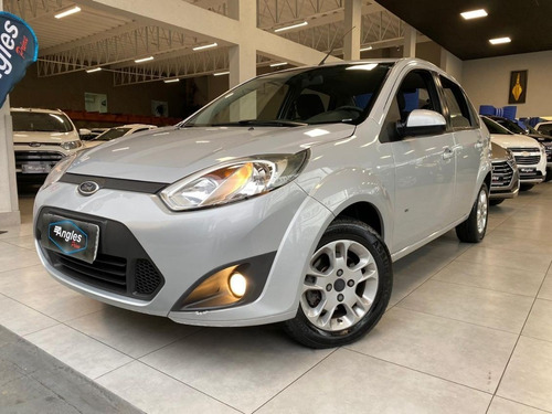 Ford Fiesta 1.6 Rocam Se Sedan 8v