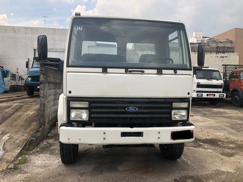 Imagem 2 de 8 de Ford Cargo 2630