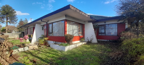 Amplia Casa En Esquina Con Calefacción Y 5 Dormitorios