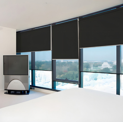 Cortina Rolo Blackout 1,90 L X 1,10 A 100% Blecaute 0% Luz Cor Preto