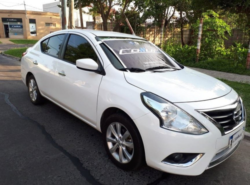 Nissan Versa Advance 1.6 2016
