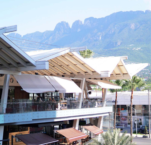 Local Comercial En Renta En Av. José Vasconcelos En San Pedro Garza García