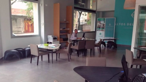 Imagen 2 de 8 de Alquiler De Local Comercial En La Aguada ¡imperdible! - B062