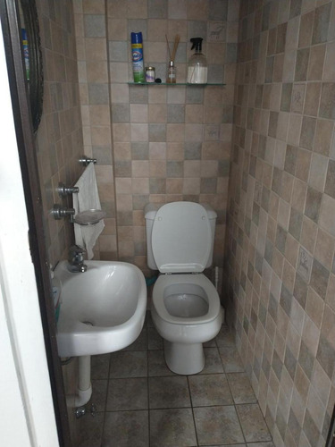 Imagen 9 de 19 de Excelente Casa Reciclada A Nuevo, 2 Dormitorios Escritorio, Patio. - Coghlan