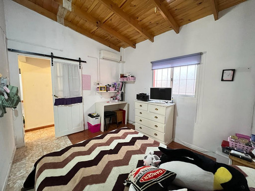 Imagen 28 de 30 de Venta Casa En Lote Propio - Villa Lugano - 4 Dormitorios