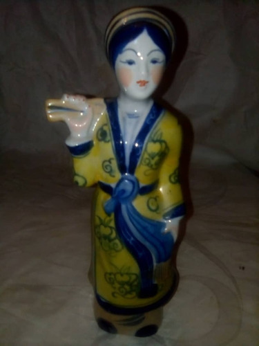 Antigua Figura De Porcelana Japonesa Kozan Gama En Perfecto