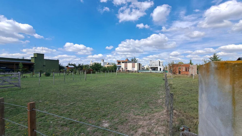 Terreno A La Venta En Club De Campo Domselar Chico
