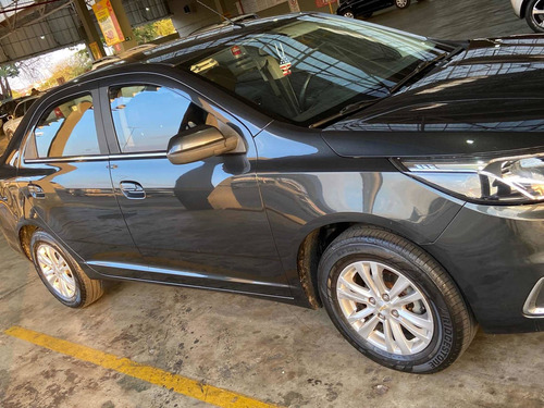 Imagem 14 de 15 de Chevrolet Cobalt 2018 1.8 Ltz 4p
