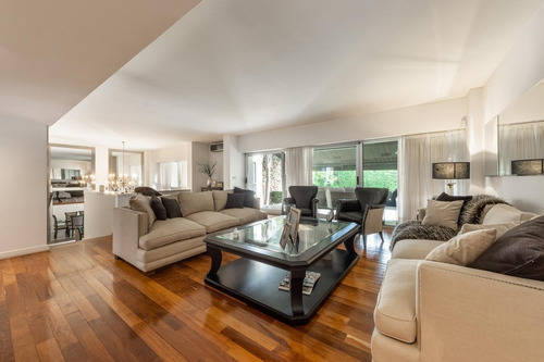 Imagen 3 de 16 de Hermosa Casa En Venta En Acassuso - San Isidro