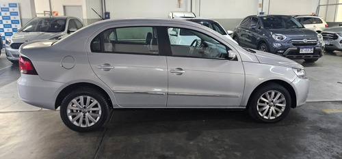 Volkswagen Voyage 1.6 Highline 101cv