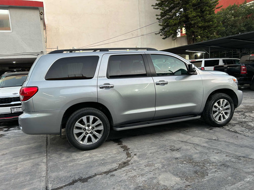 Toyota Sequoia 5.7 Limited At
