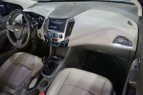 Chevrolet Cruze II 1.4 Sedan Ltz