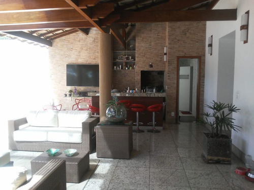 Imagem 3 de 19 de Casa 04 Qtos 01 Suites E 10 Vagas!!! - 4615