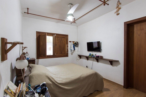 Casa Em Ponta Grossa Com 3 Dormitórios - Lu430278