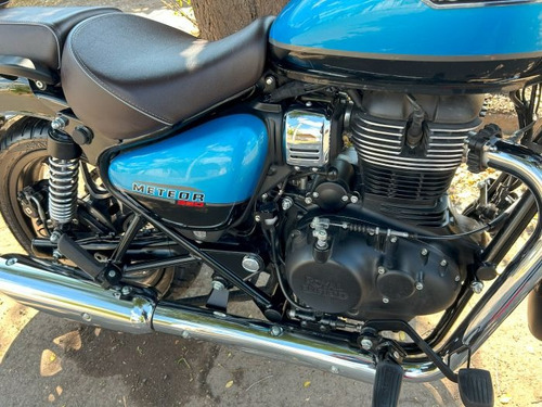 Royal Enfield Meteor 350 Supernova Azul