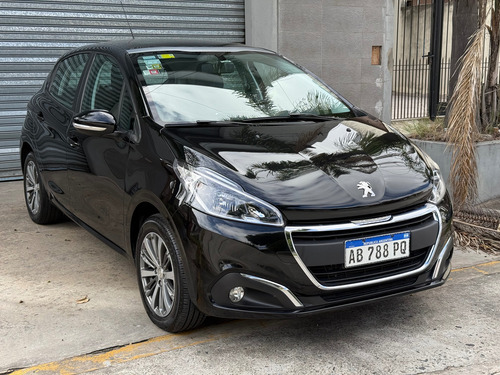 Peugeot 208 1.6 Allure