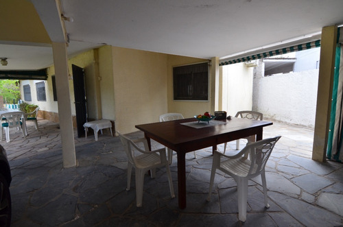 Imagen 7 de 23 de Muy Buena Casa En Parque Del Plata A Una Cuadra De La Playa
