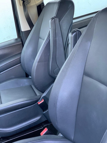Mercedez Benz Vito Tourer 8 Asientos