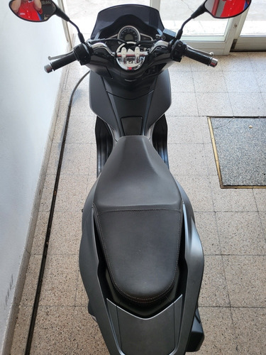 Imagen 14 de 18 de Pcx 150 Excelente 2017 Tuamoto