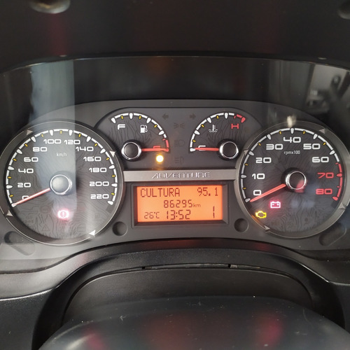 Imagem 8 de 10 de Fiat Palio Week. Adv. Dualogic 1.8 Flex Completo 2015