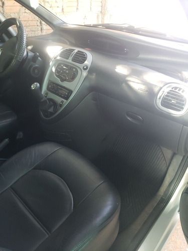 Imagem 8 de 8 de Citroën Xsara Picasso 2010 1.6 Exclusive Flex 5p
