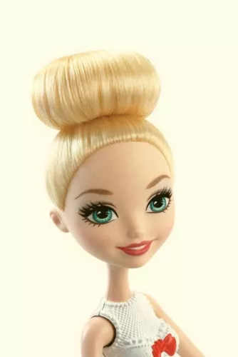 Boneca Ever After High Apple White Bailarina Usada