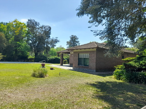 Venta Casa Quinta 3 Amb 2 Lotes Con Piscina