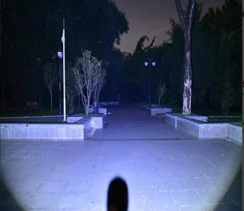 Linterna Táctica Led 1200 Lumens Para Deportes Xml-t6