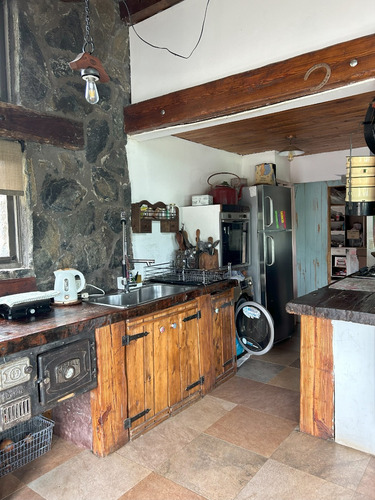 Chalet De Estilo Rústico. San Antonio De Arredondo Zona Granjas - Las Jarillas.