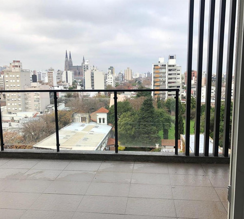 44 E/ 16 Y 17 - Duplex De 3 Dor
