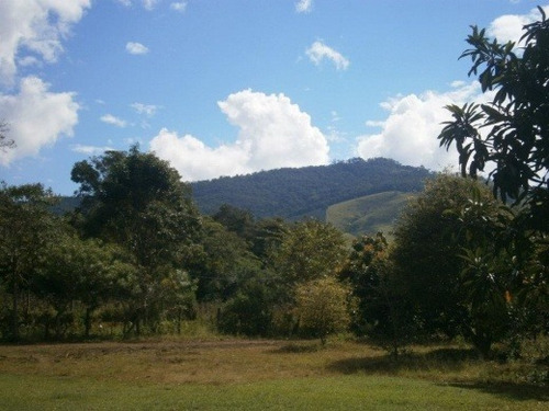 Chacara Com Casa Centenaria E Cachoeiras Amparo-sp (4083)