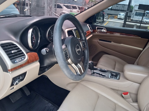 Imagen 16 de 18 de Jeep Grand Cherokee