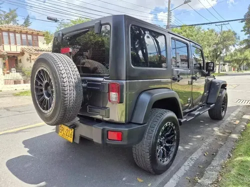 Jeep Wrangler Unlimited 3.6 Sport Unlimited