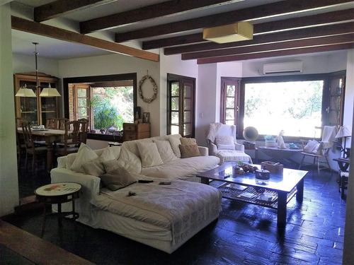 Excelente Casa En San Carlos C.c.