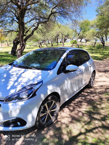 Peugeot 208 1.6 Allure 2017