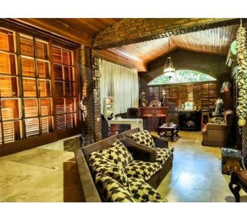 Imagen 1 de 29 de Imponente Propiedad En Venta En Guadalupe