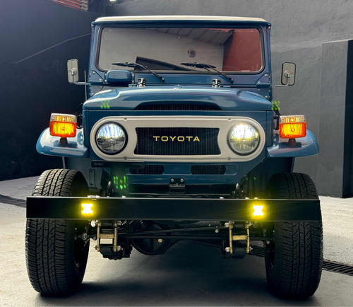 Toyota Land Cruiser 4.2 Fj43