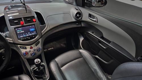 Imagen 6 de 21 de Chevrolet Sonic 2016 1.6 Ltz Mt Mx