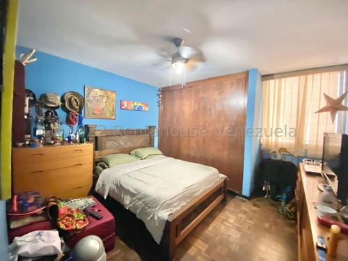 Imagen 8 de 13 de Bello Apartamento En Venta Los Palos Grandes Mls #22-15891