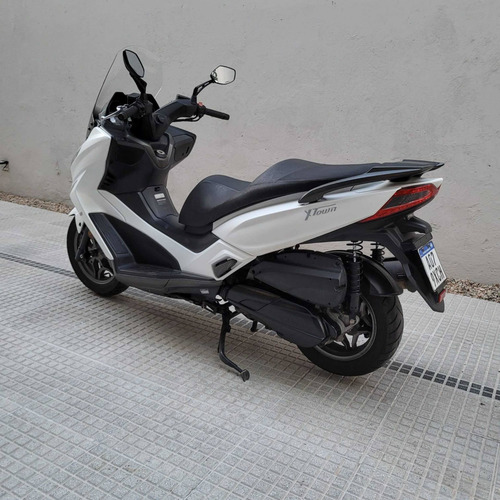 Imagen 9 de 15 de Scooter Kymco X Town 250i