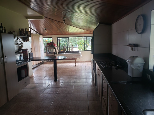 Imagem 7 de 14 de Casa Residencial Com Barracão - Quisissana 00148.003