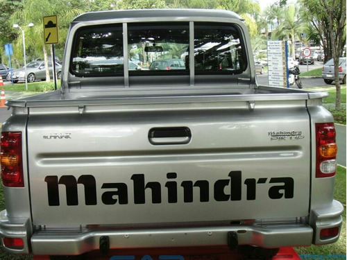 Adhesivo Mahindra Pick Up Grande
