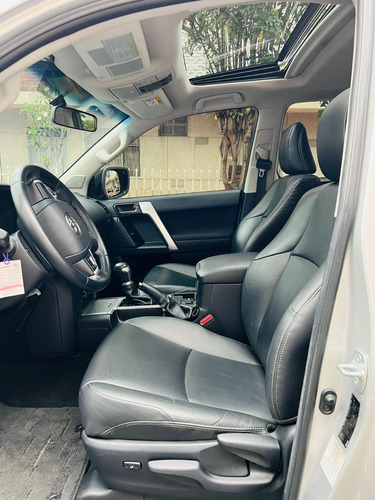 Imagen 9 de 11 de Toyota Prado Txl Sumo 2020